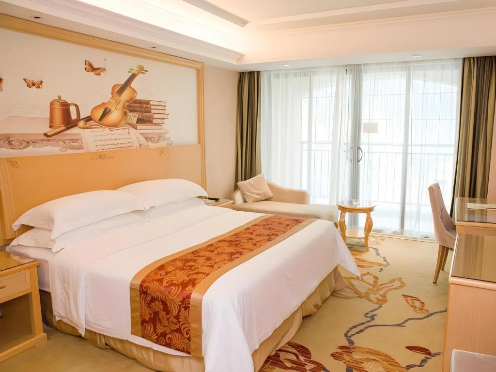 Vienna Classic Hotel Qingyuan Taihe Ancient Cave Scenic Area Buitenkant foto