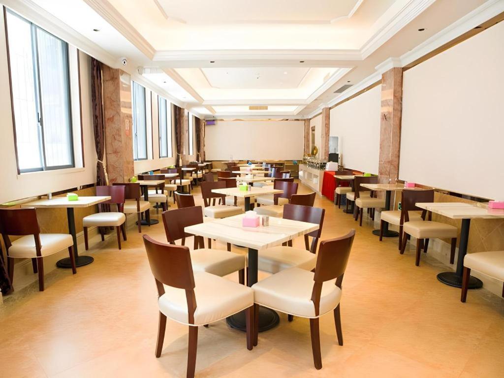 Vienna Classic Hotel Qingyuan Taihe Ancient Cave Scenic Area Buitenkant foto