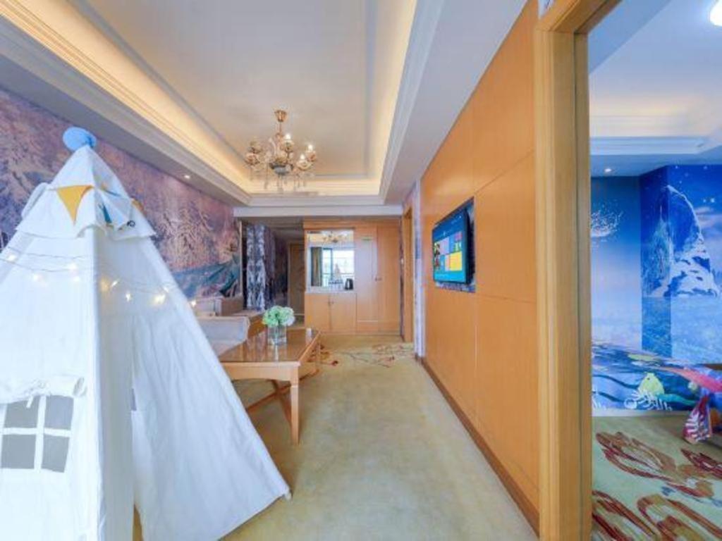 Vienna Classic Hotel Qingyuan Taihe Ancient Cave Scenic Area Buitenkant foto