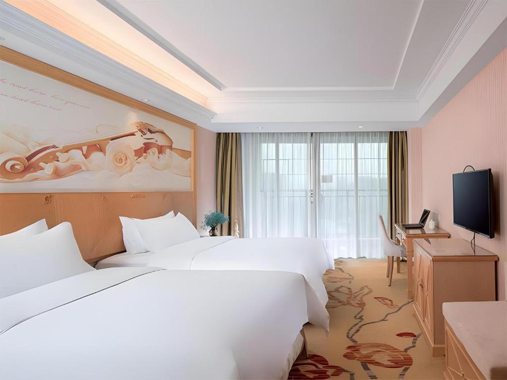 Vienna Classic Hotel Qingyuan Taihe Ancient Cave Scenic Area Buitenkant foto