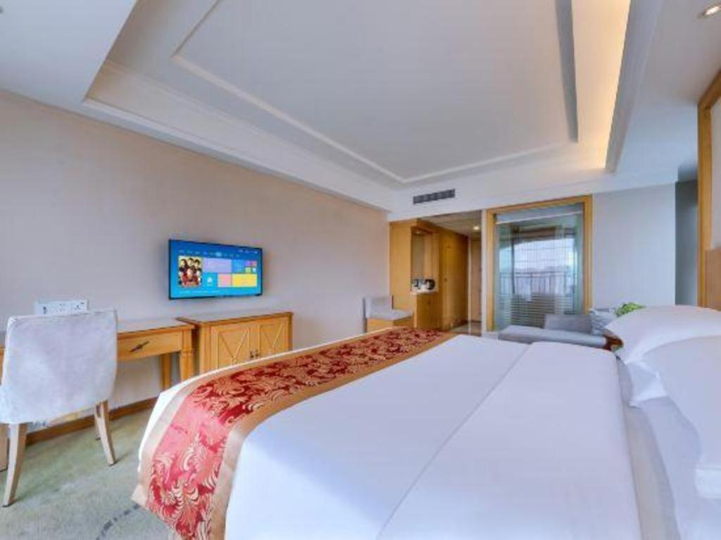 Vienna Classic Hotel Qingyuan Taihe Ancient Cave Scenic Area Buitenkant foto
