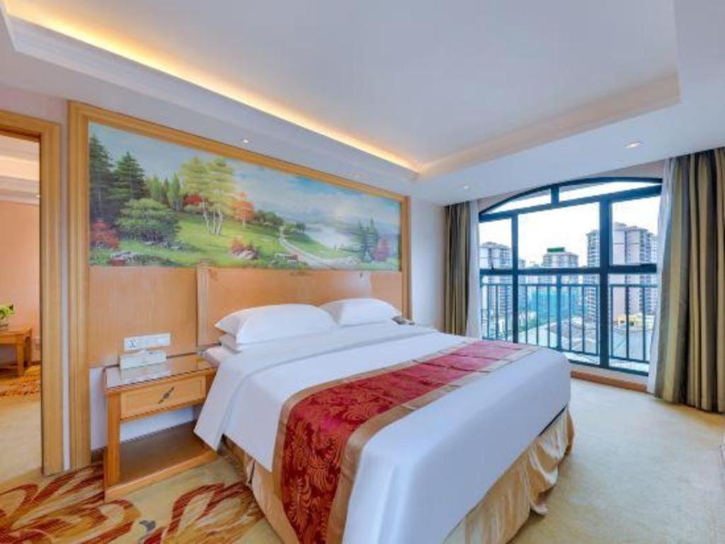 Vienna Classic Hotel Qingyuan Taihe Ancient Cave Scenic Area Buitenkant foto